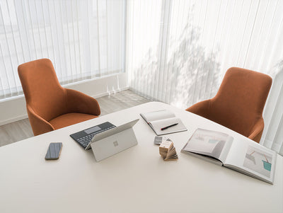 Nuzzle Desk Chair