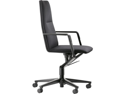 Sola 290 Conference Chair