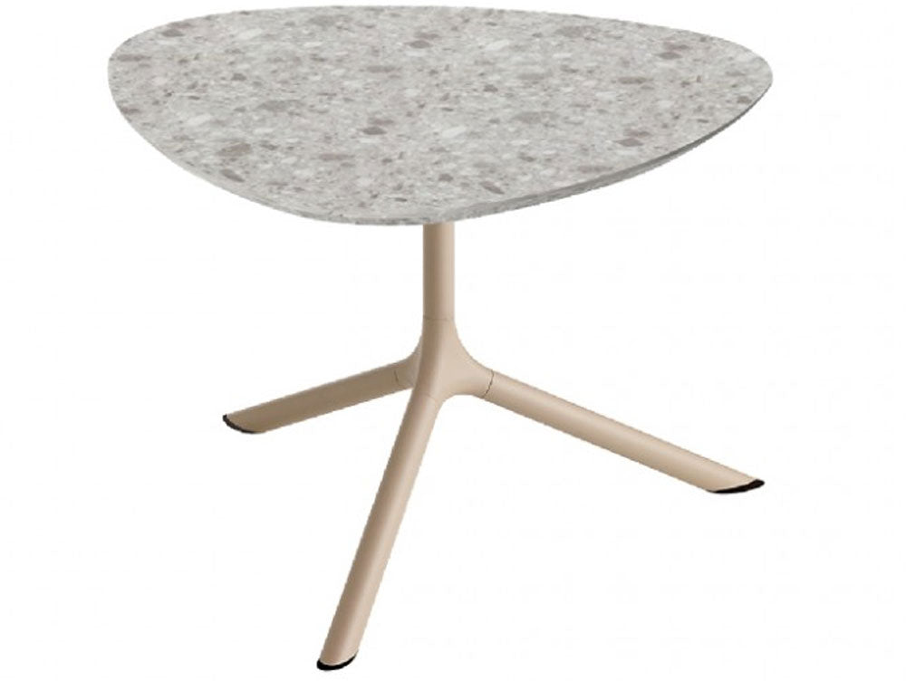 Tripé Low Table Base – furnitureoptionsperth